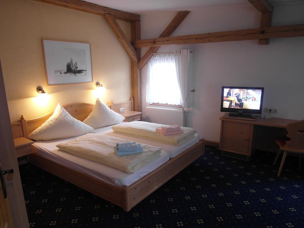 Pension Und Gaststaette "Zur Brauschaenke" Шёнек Номер фото
